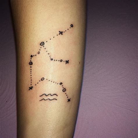 aquarius tattoo minimalist|8 Astonishing Aquarius Tattoo Ideas You Need To。